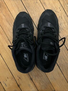 New Balance Black Athletic Sneakers, 9